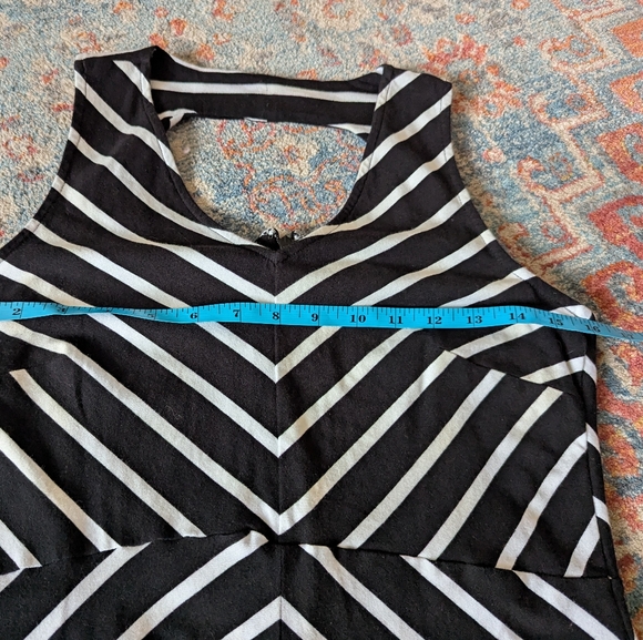 Talbots Womens Small Black White Stripe Chevron Open Back Stretch Maxi Dress 171 - Picture 10 of 13